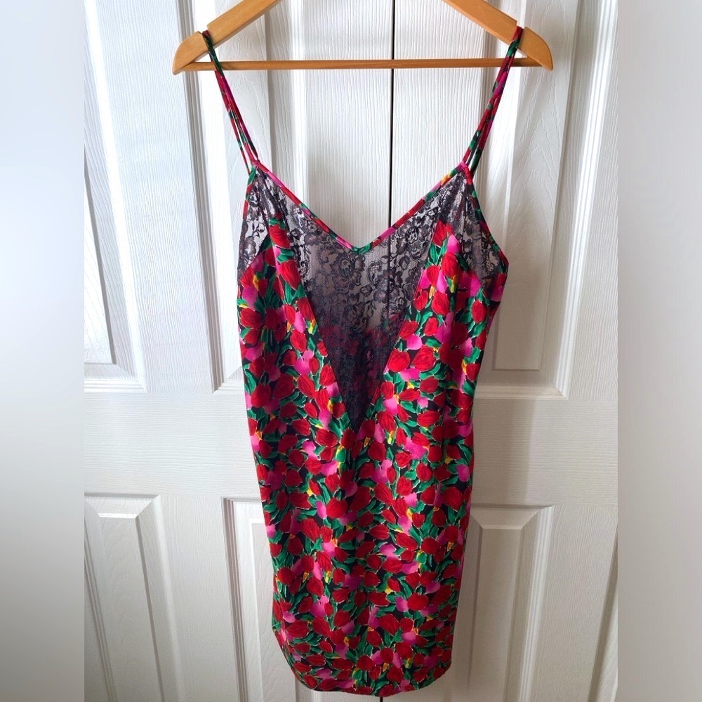 VINTAGE Victoria's Secret Gold Label Tulip Floral Lace Trim Mini Slip Dress SZ M